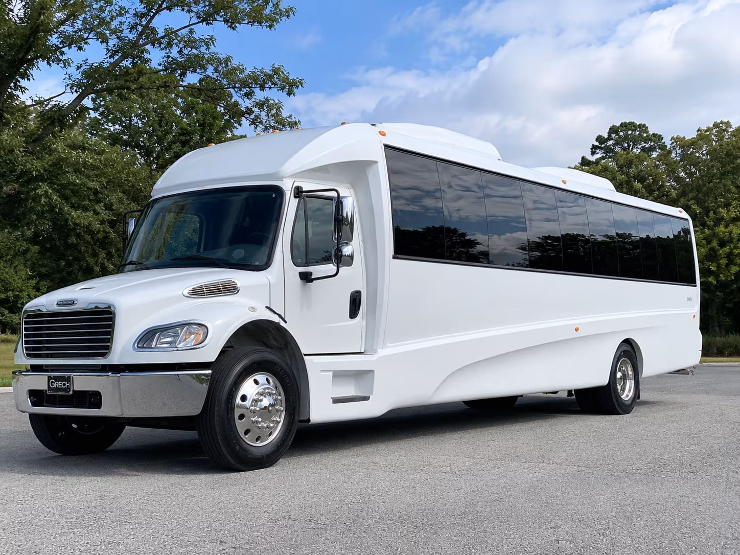 25 Passenger Party Bus Exterior