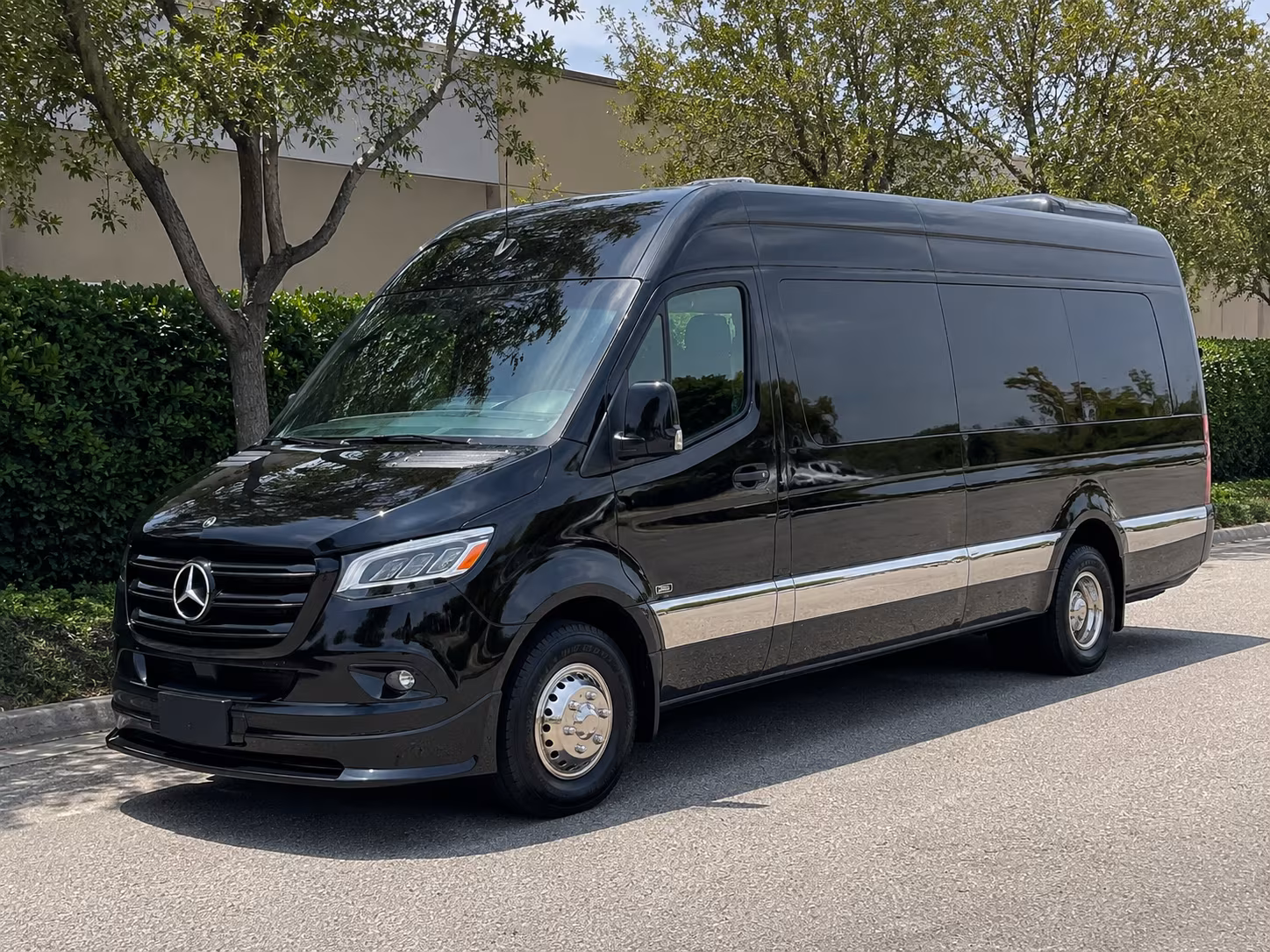 Las Vegas Airport Shuttle & Transportation onboard seating