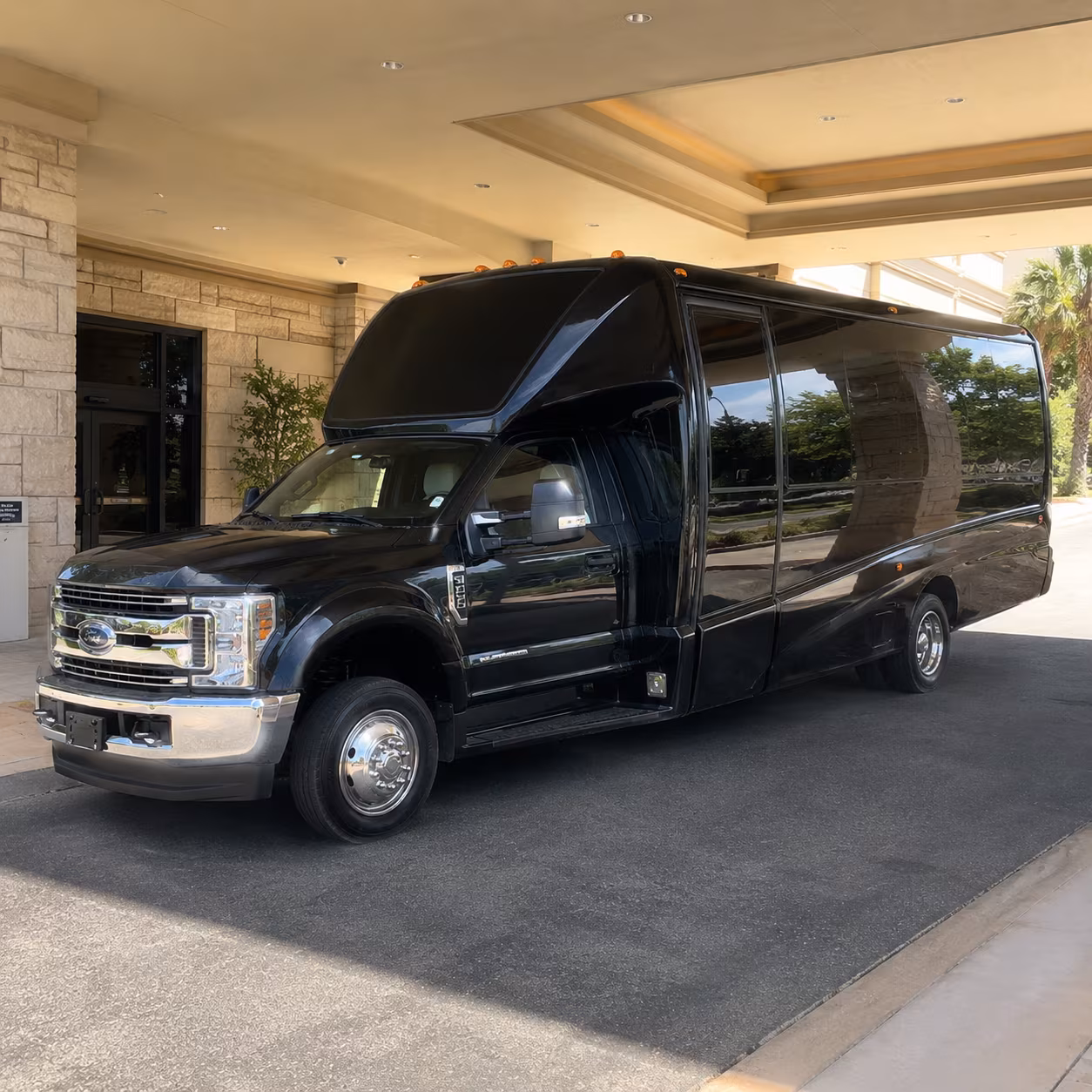 Las Vegas Birthday, Sweet 16, & Quinceañera Transportation pickup coordination