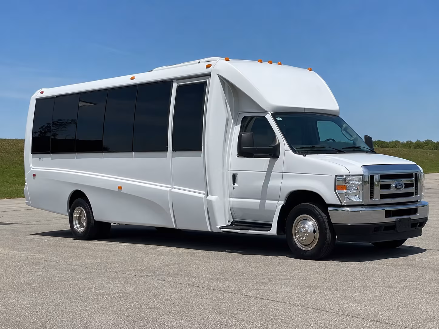 Las Vegas Prom & Homecoming Transportation party bus exterior
