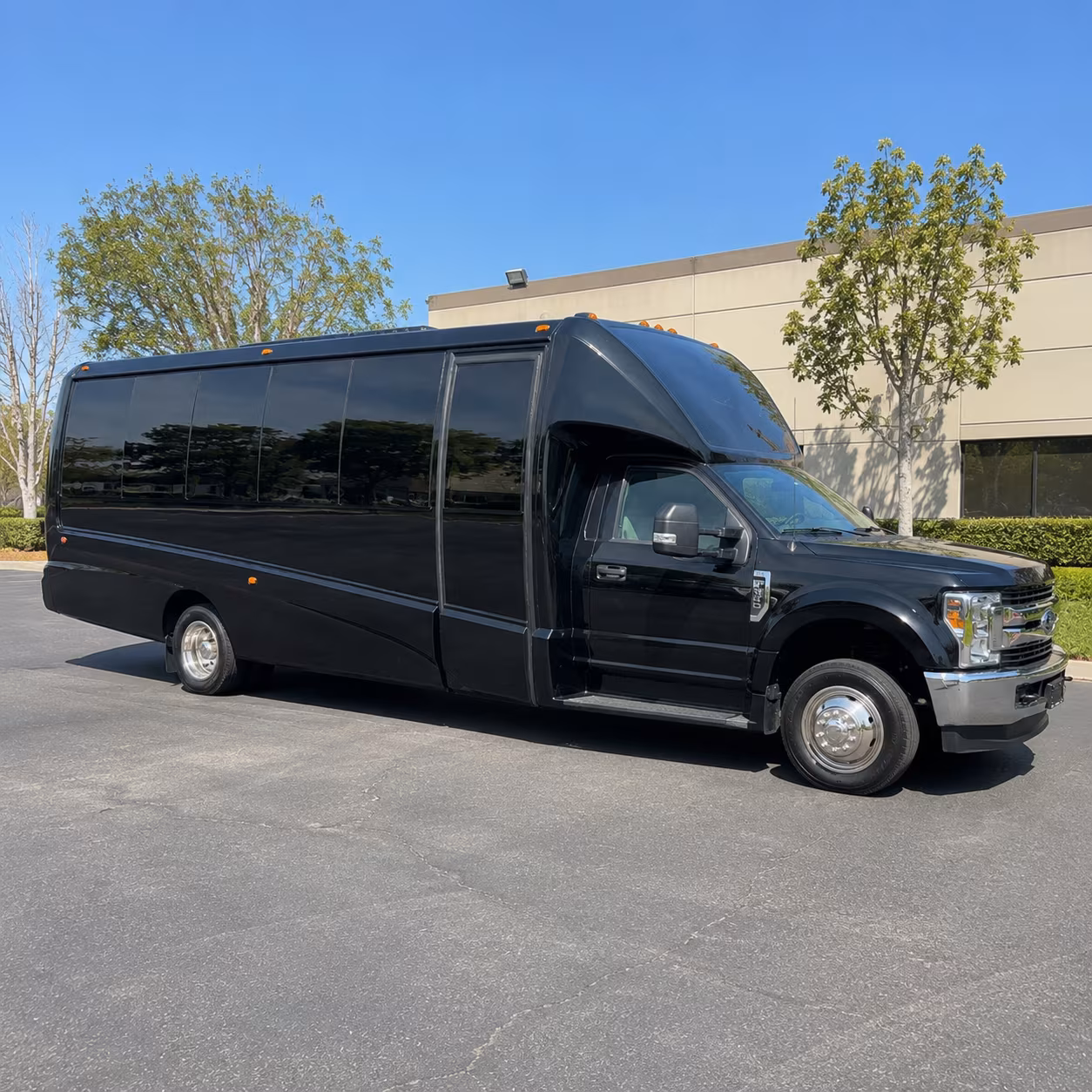 Sunrise Manor Winery Tour & Pub Crawl Transportation