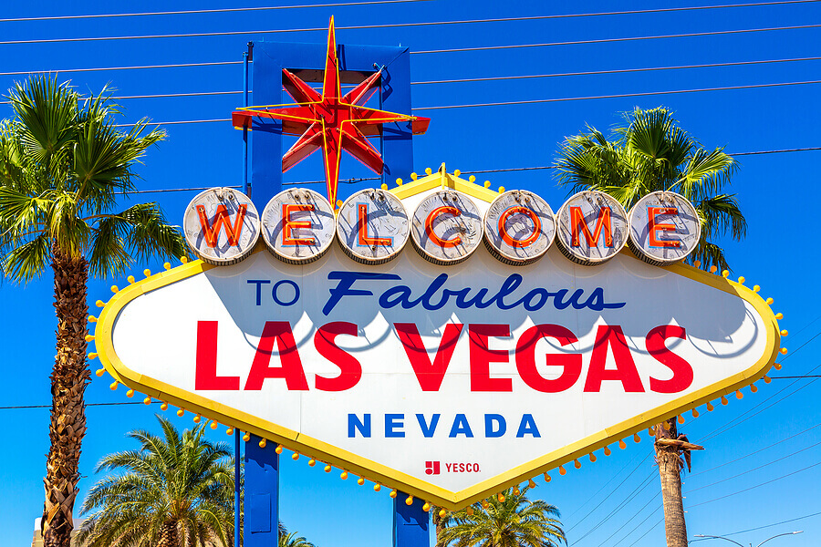 SCHOOL FIELD TRIP BUS RENTALS IN LAS VEGAS